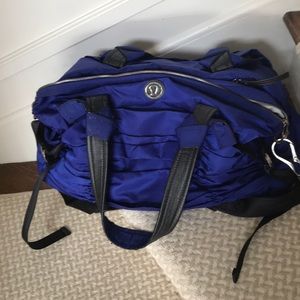 Blue Lululemon gym bag